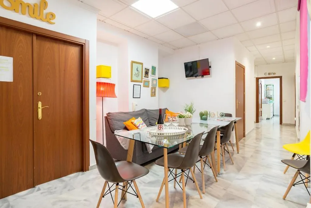By Malagagrupos Larios Centro Historico Parking Gratis Apartment 0*, Malaga Spain